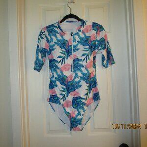 Women's Swimsuit Short Sleeve